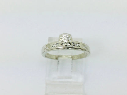 14k White Gold Round Cut 18pt Diamond Illusion Set with Diamond Accents Ring