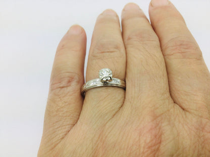 14k White Gold Round Cut 18pt Diamond Illusion Set with Diamond Accents Ring