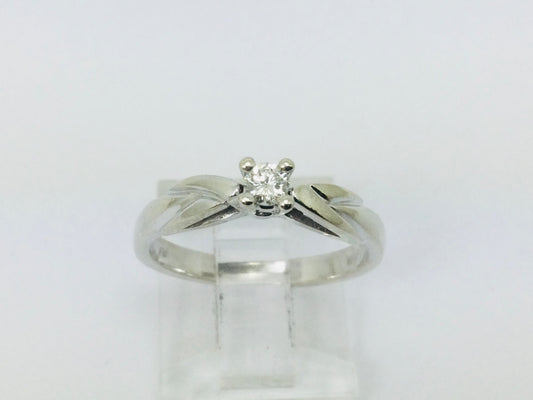 14k White Gold Round Cut 10pt Diamond Solitaire Ring