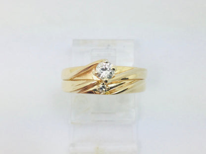 14k Yellow Gold 20pt Round Cut Diamond Solitaire with Accent Ring