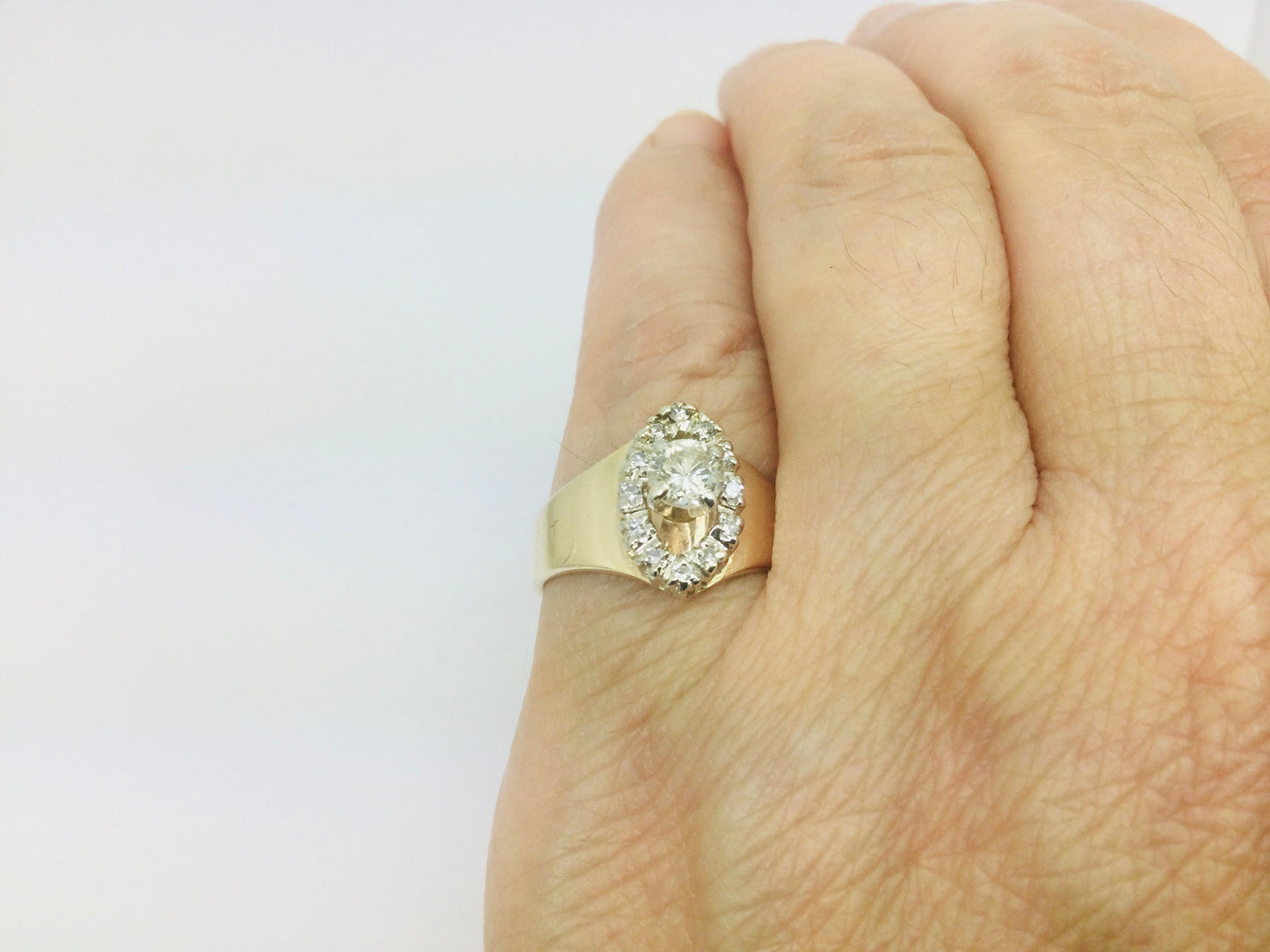 14k Yellow Gold Round Cut 0.55ct Diamond Marquise Halo Ring