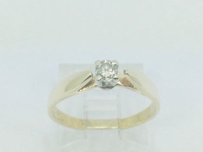 10k Yellow Gold Round Cut 0.14ct Diamond Solitaire Ring