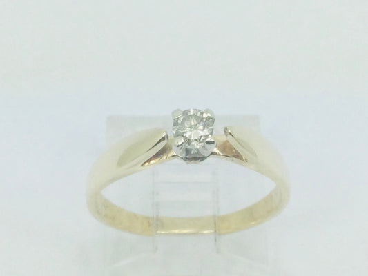 10k Yellow Gold Round Cut 0.14ct Diamond Solitaire Ring