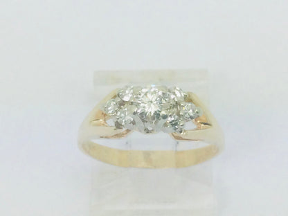 14k Yellow Gold Round Cut 0.40ct Diamond Ring