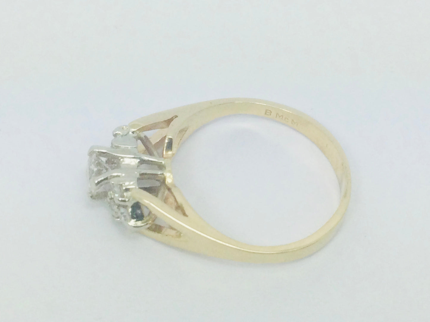 14k Yellow Gold Round Cut 0.40ct Diamond Ring