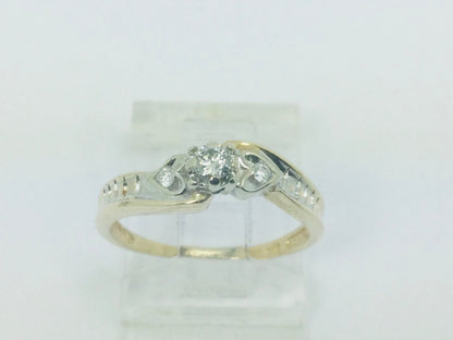 14k Yellow Gold Round Cut 10pt Diamond Heart Ring