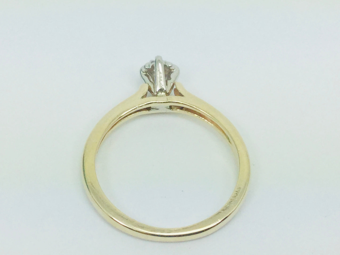 14k Yellow Gold Brilliant Cut 3pt Diamond Ring