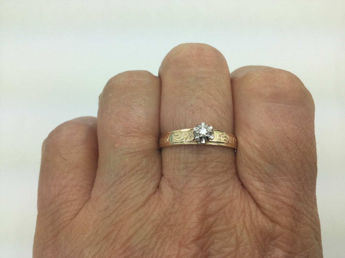 10k Yellow Gold Brilliant Cut 3pt Solitaire Diamond Ring