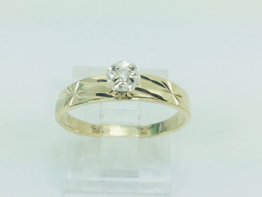 10k Yellow Gold Brilliant Cut 3pt Solitaire Diamond Ring