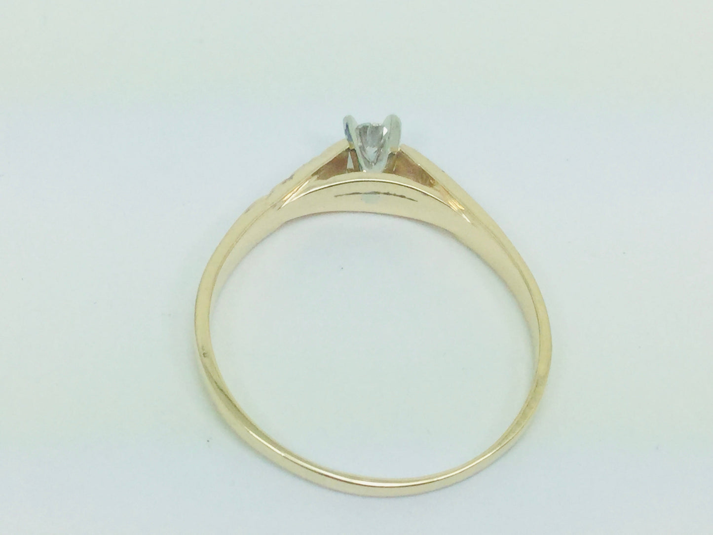 14k Yellow Gold Brilliant Cut 7pt Solitaire Diamond Ring