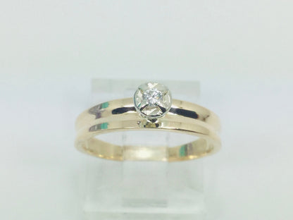 14k Yellow Gold Brilliant Cut 4pt Solitaire Diamond Ring