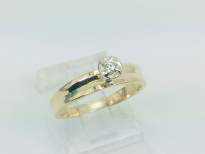 14k Yellow Gold Brilliant Cut 4pt Solitaire Diamond Ring