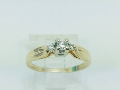 14k Yellow Gold Round Cut 0.12ct Solitaire with Accents Diamond Ring