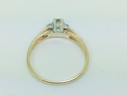14k Yellow Gold Round Cut 0.12ct Solitaire with Accents Diamond Ring