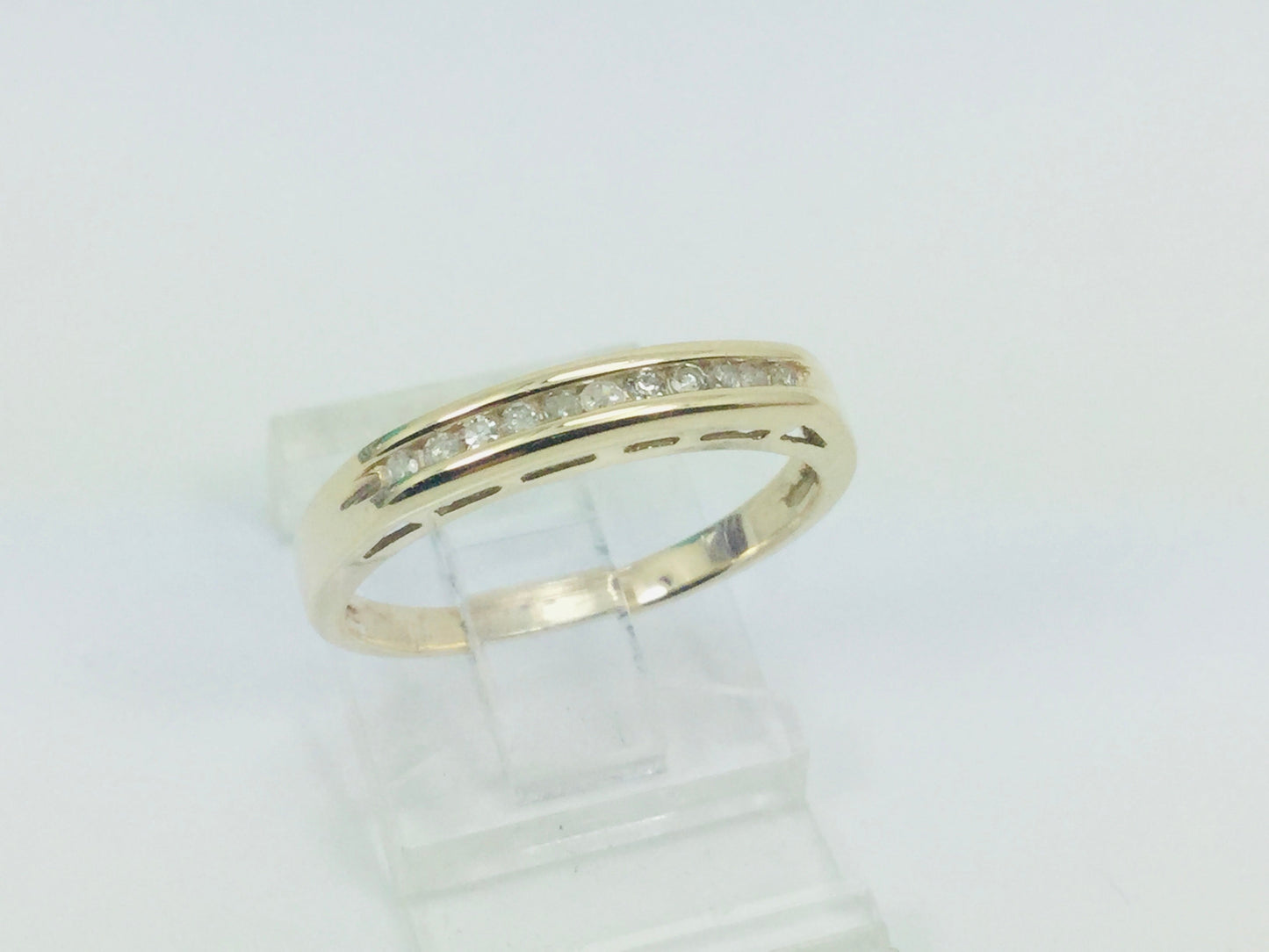 10k Yellow Gold Brilliant Cut 5.5pt Diamond Channel Set Ring