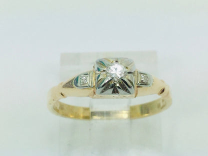 14k Yellow Gold Brilliant Cut 8pt Diamond with Accents Ring