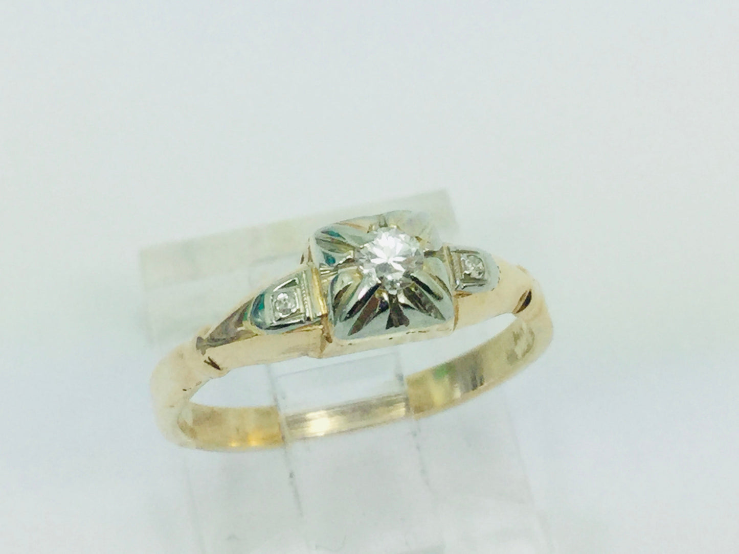 14k Yellow Gold Brilliant Cut 8pt Diamond with Accents Ring