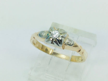 14k Yellow Gold Brilliant Cut 8pt Diamond with Accents Ring