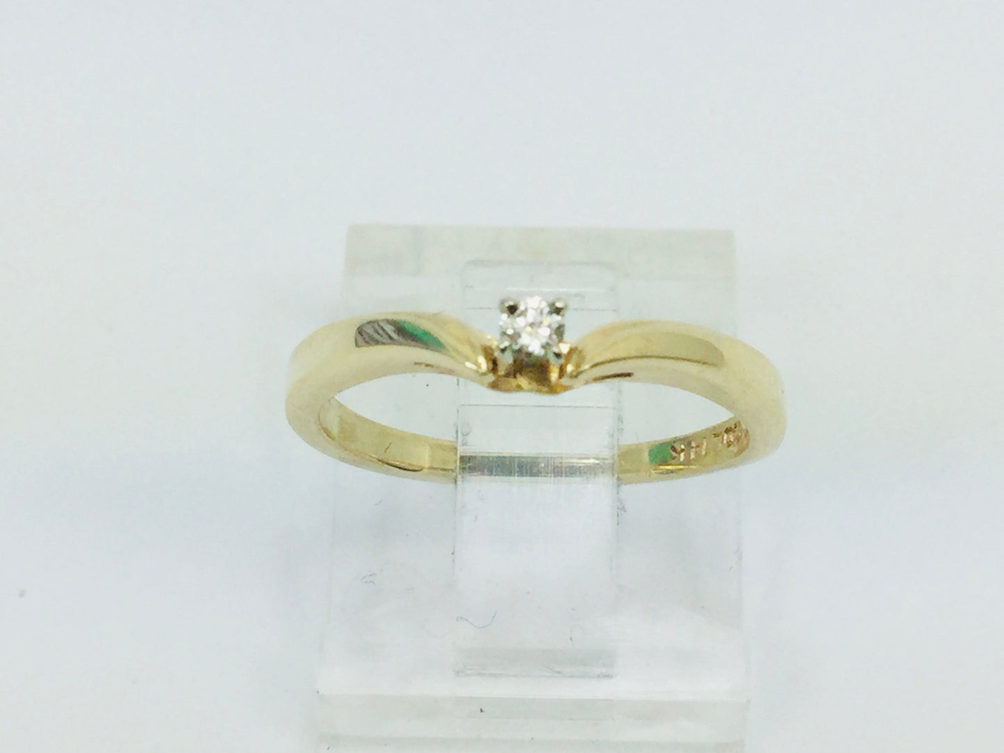 14k Yellow Gold Brilliant Cut 4pt Diamond Solitaire Ring