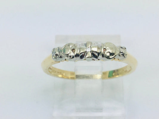 14k Yellow Gold Round Cut Diamond Heart Ring