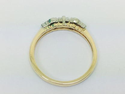 14k Yellow Gold Round Cut Diamond Heart Ring