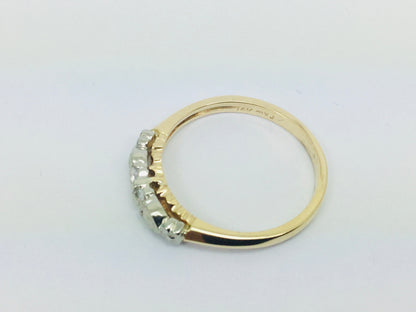 14k Yellow Gold Round Cut Diamond Heart Ring