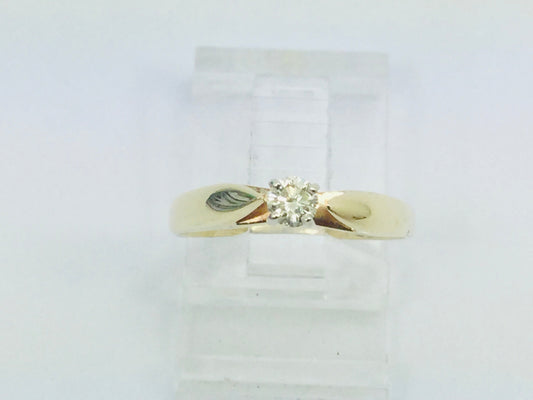 10k Yellow Gold Round Cut 15pt Solitaire Diamond Ring