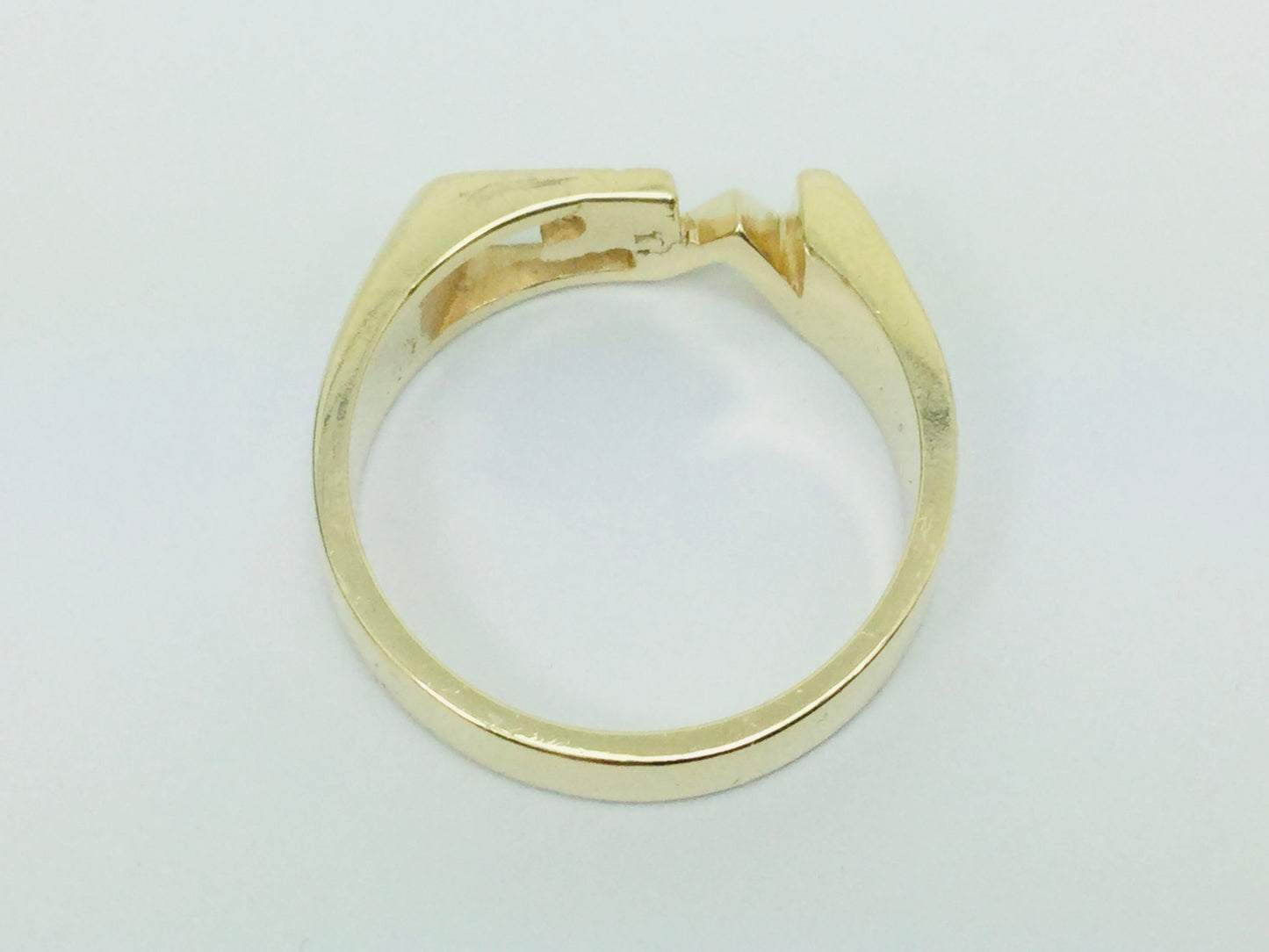 10k Yellow Gold Letter 'GM' Initial Identification Ring