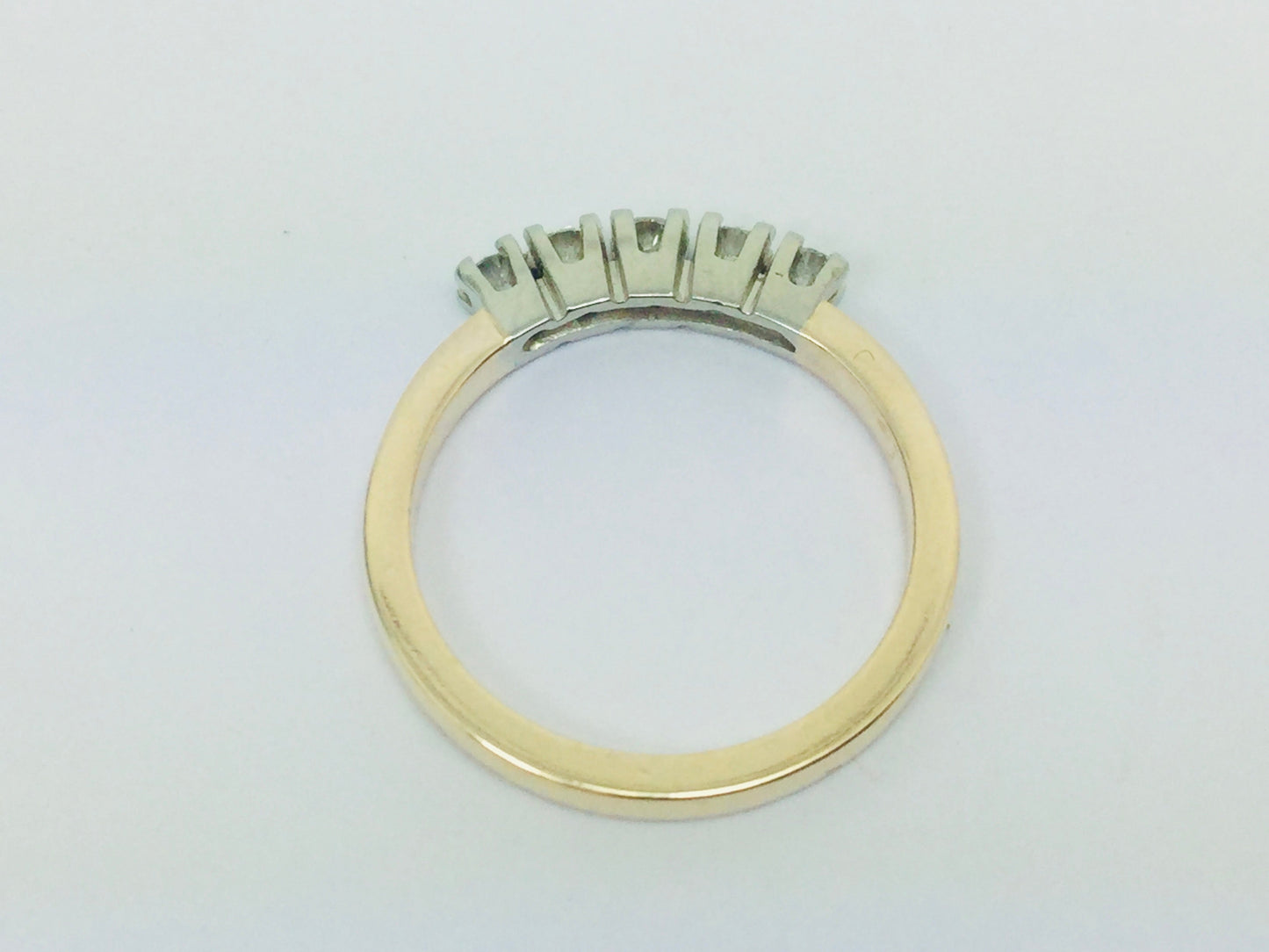 14k Yellow Gold Round Cut 0.20ct Row Set Diamond Ring