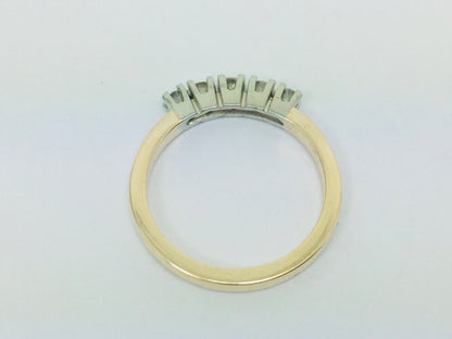 14k Yellow Gold Round Cut 0.20ct Row Set Diamond Ring