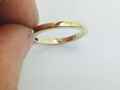 14k Yellow Gold Round Cut 0.20ct Row Set Diamond Ring