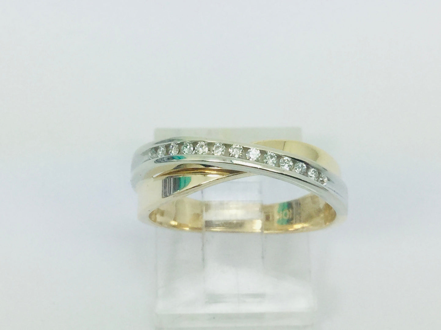 10k Yellow & White Gold Round Cut 0.13ct Channel Set Diamond Ring
