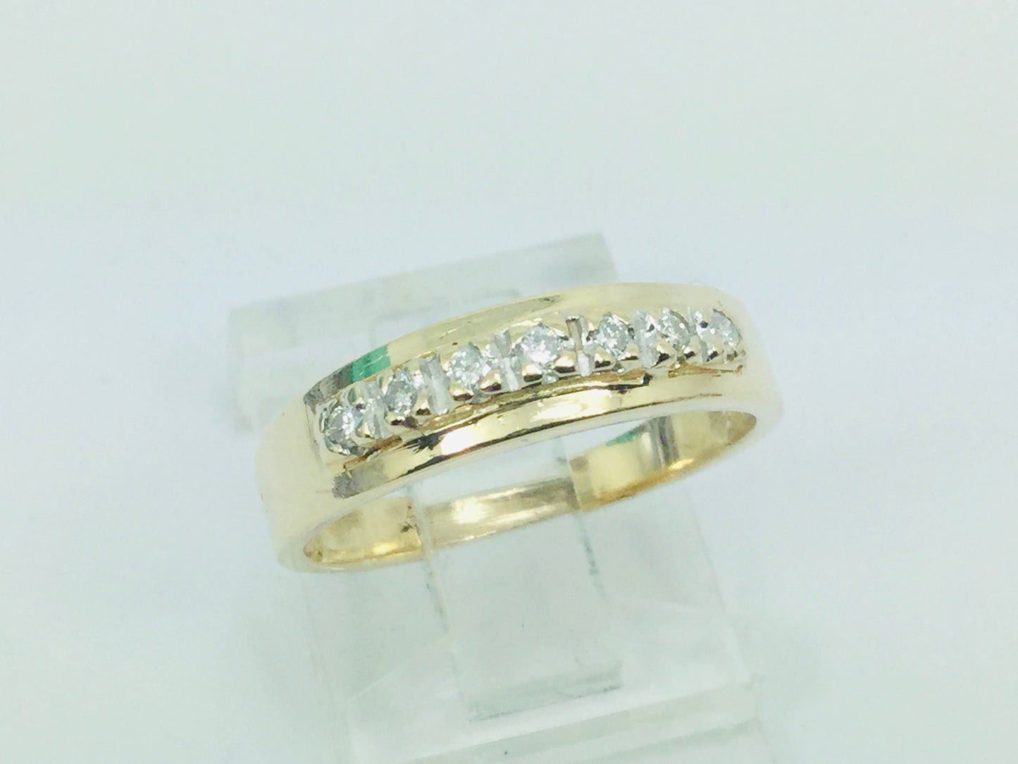 14k Yellow Gold Brilliant Cut 14pt Row Set Diamond Ring