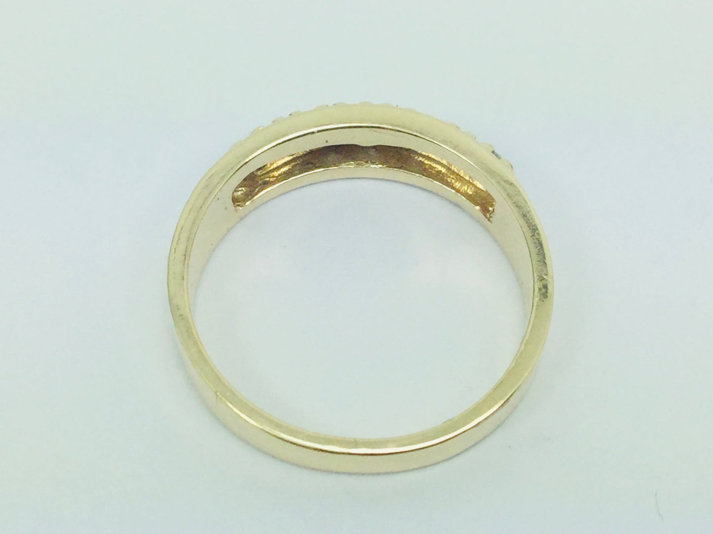 14k Yellow Gold Brilliant Cut 14pt Row Set Diamond Ring