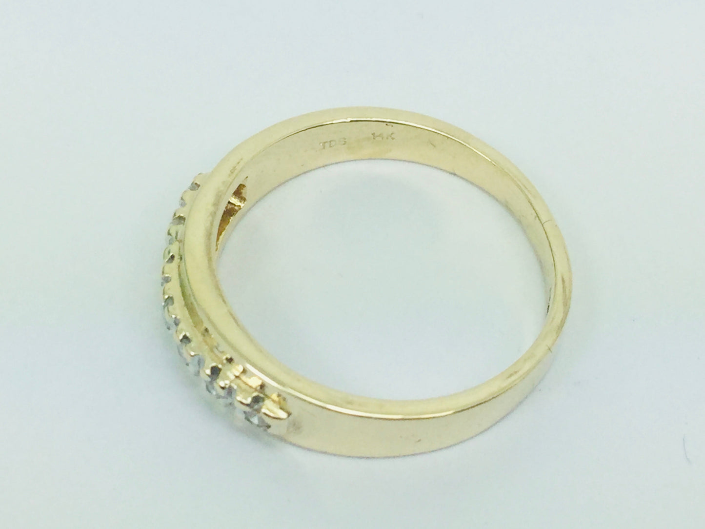 14k Yellow Gold Brilliant Cut 14pt Row Set Diamond Ring