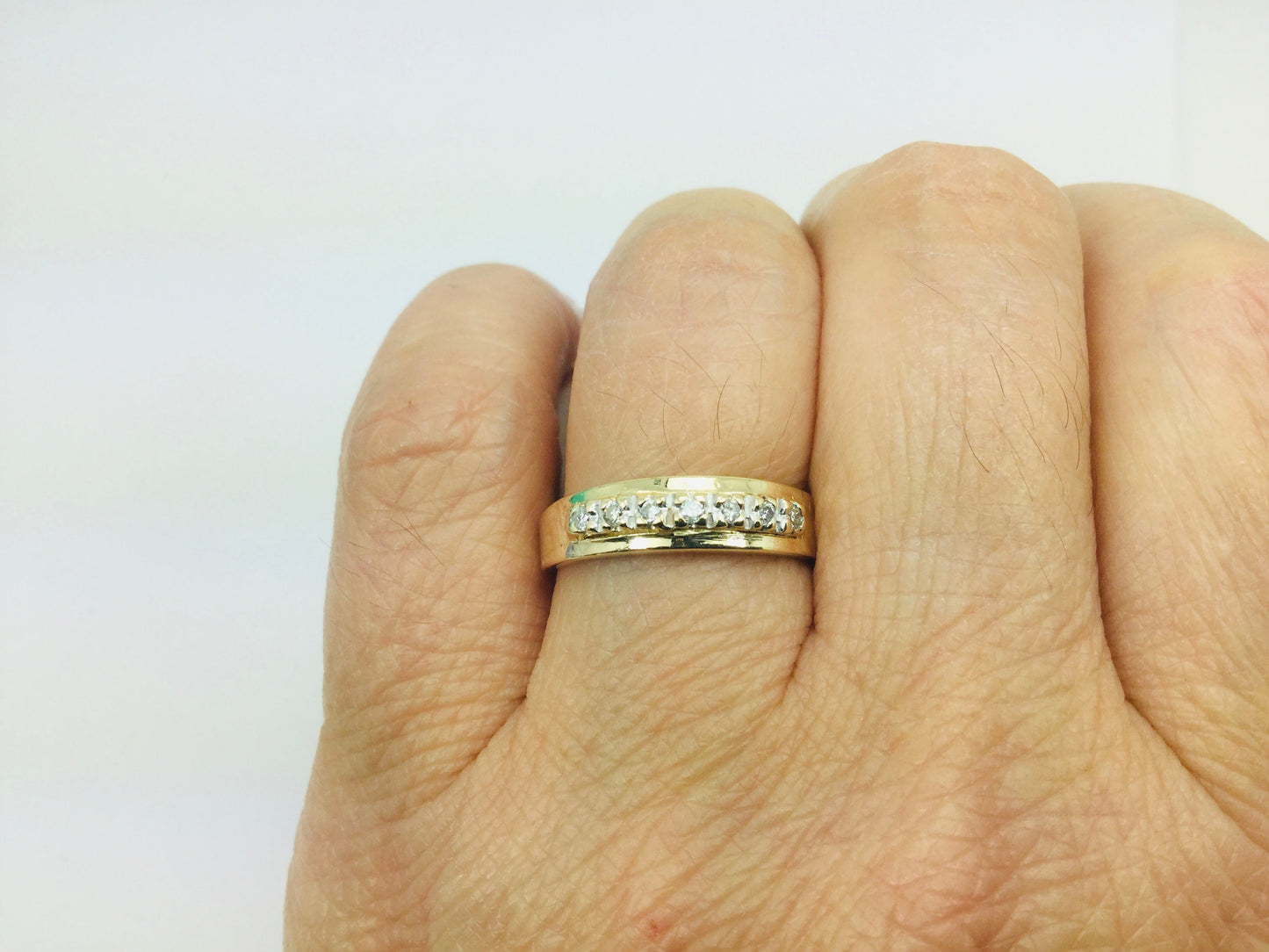 14k Yellow Gold Brilliant Cut 14pt Row Set Diamond Ring