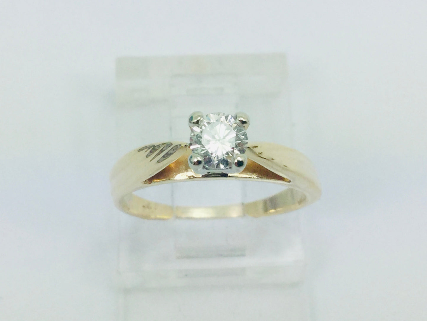 14k Yellow Gold Round Cut 1/4ct (0.25ct) Diamond Solitaire Ring