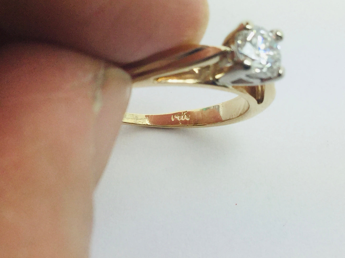 14k Yellow Gold Round Cut 1/4ct (0.25ct) Diamond Solitaire Ring