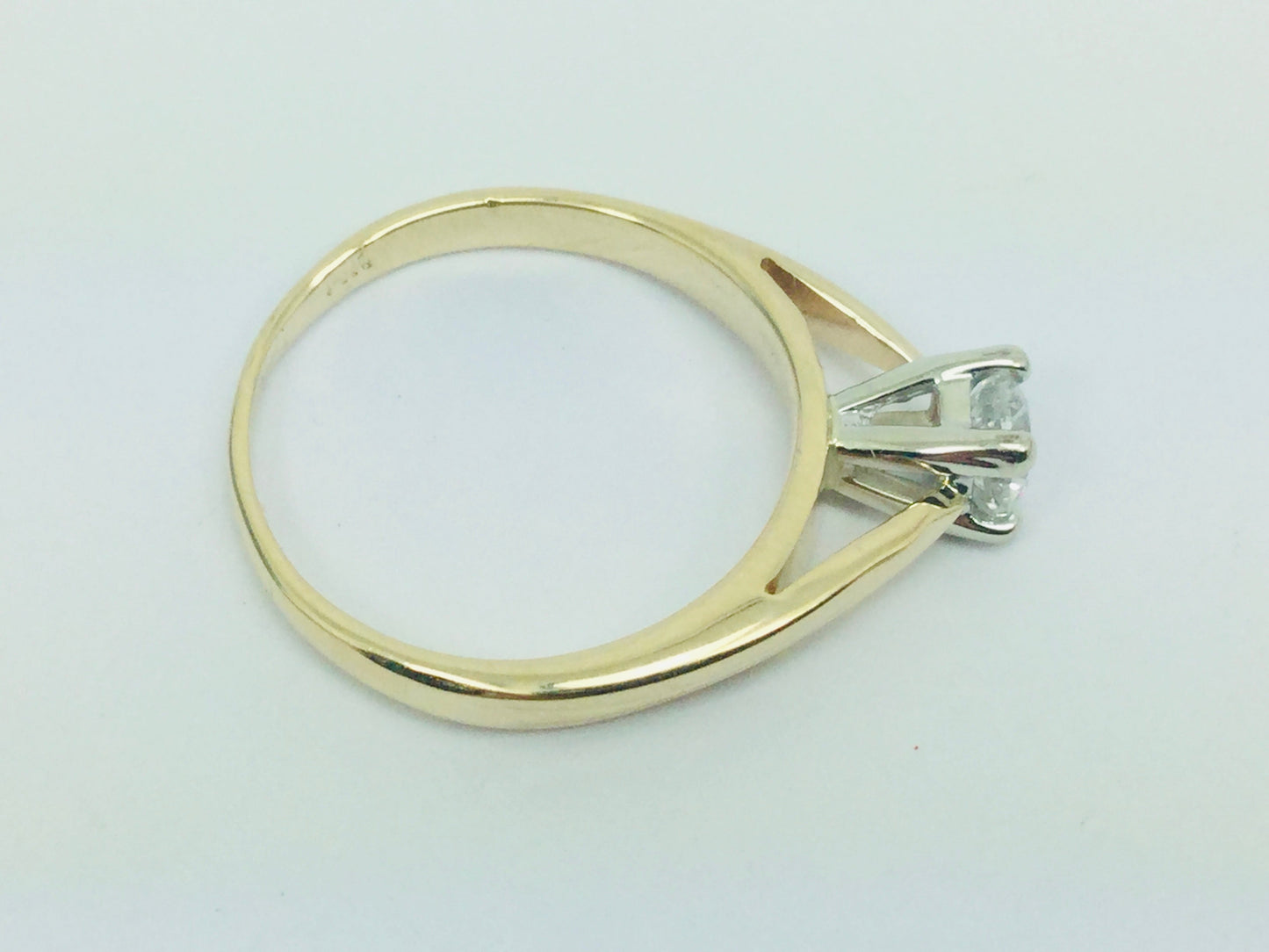 14k Yellow Gold Round Cut 1/4ct (0.25ct) Diamond Solitaire Ring