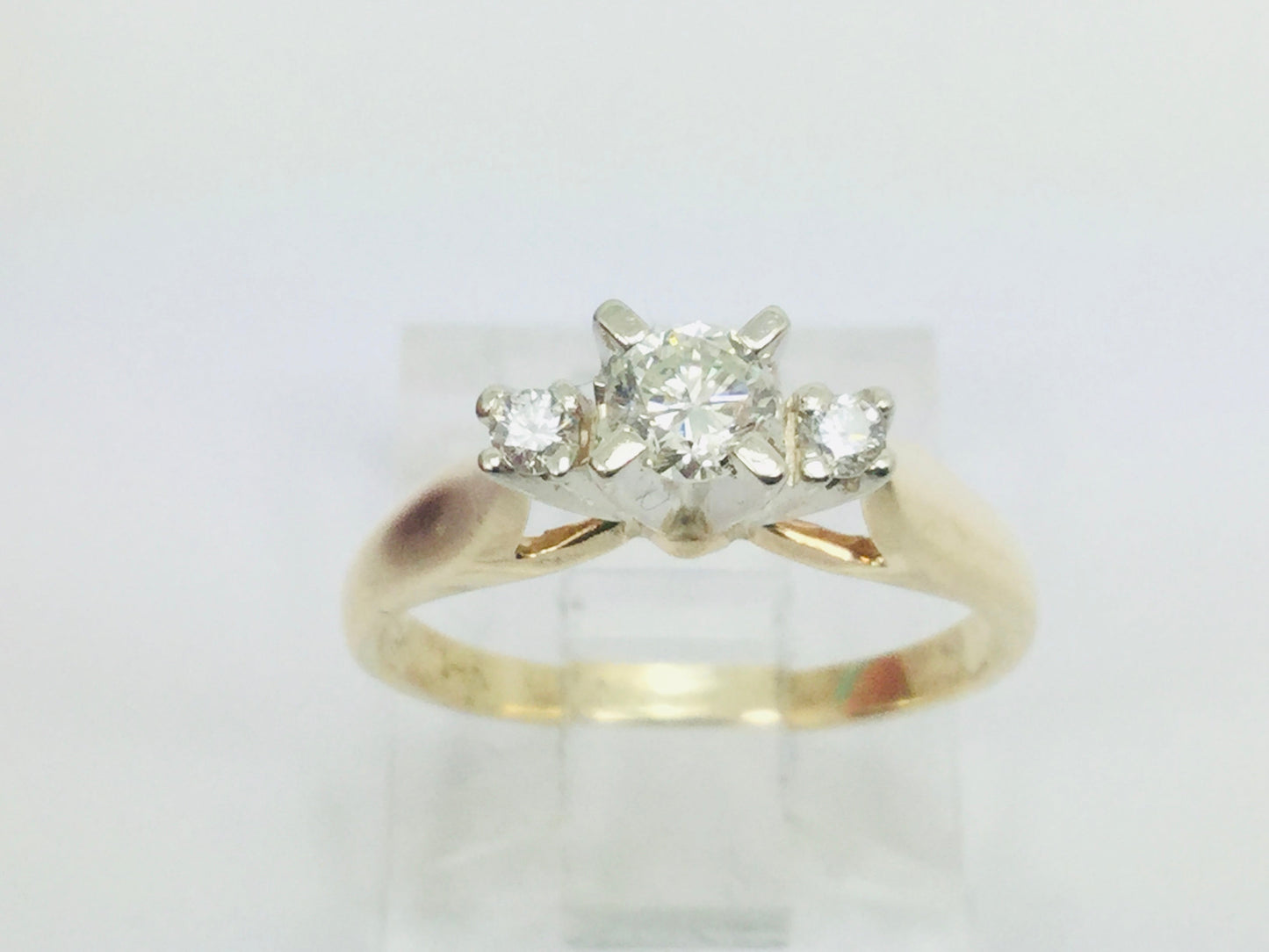 14k Yellow Gold Round Cut 0.24ct Diamond Trinity Ring