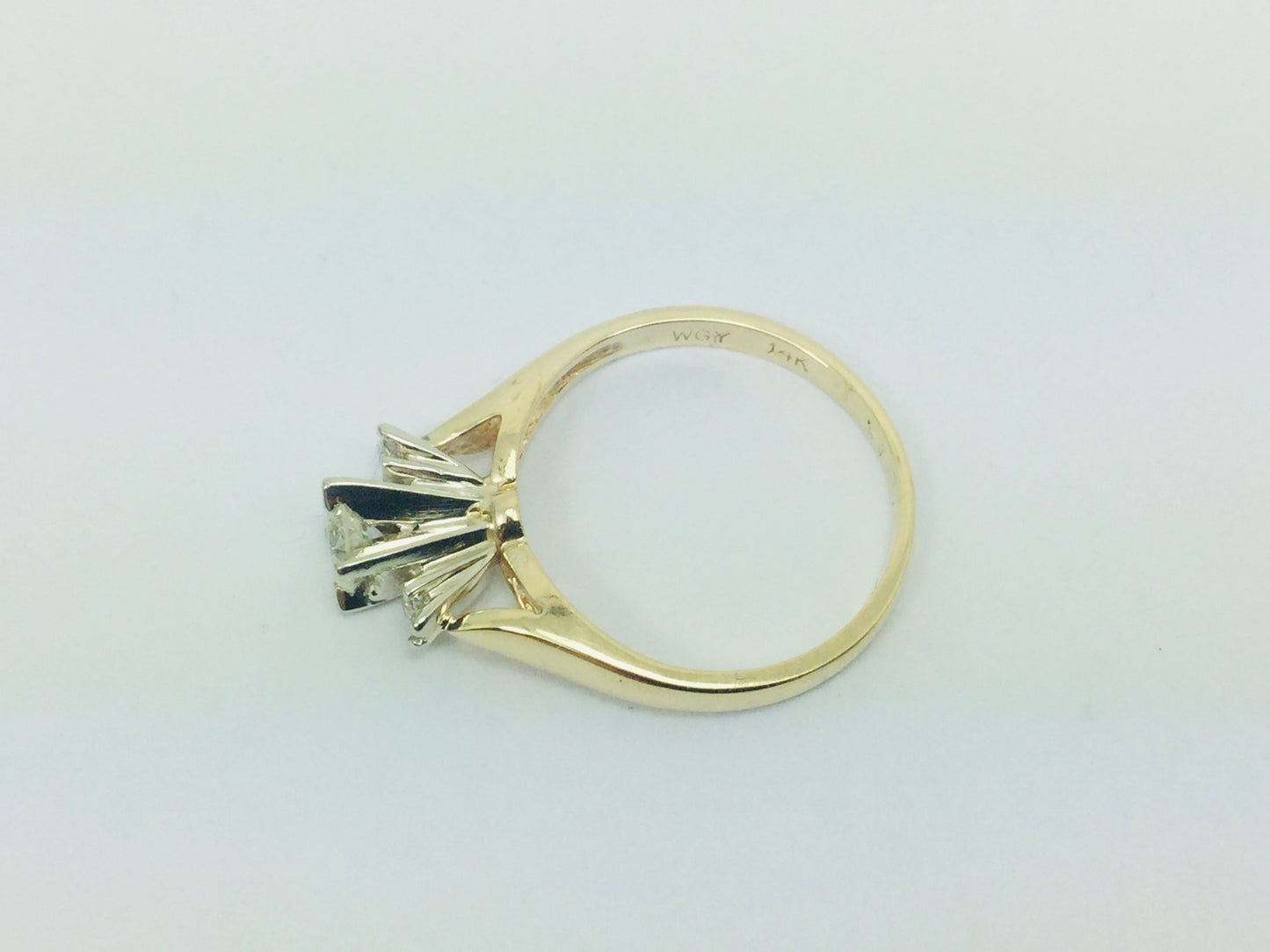 14k Yellow Gold Round Cut 0.24ct Diamond Trinity Ring