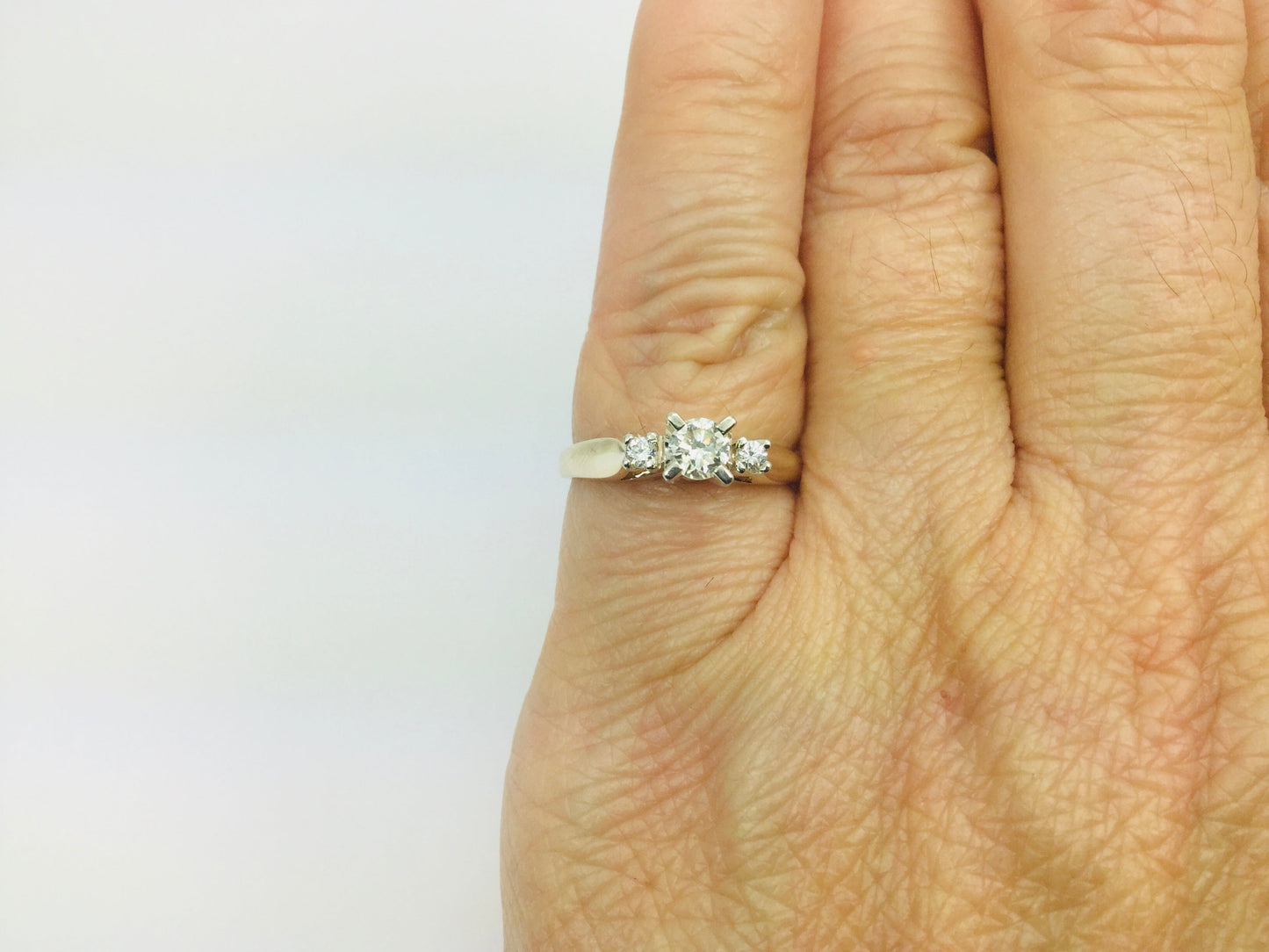 14k Yellow Gold Round Cut 0.24ct Diamond Trinity Ring