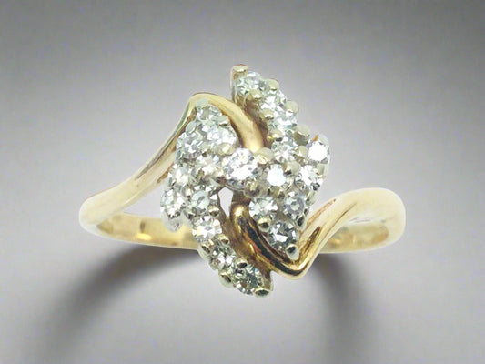 14k Yellow Gold Round Cut 1/3ct (33pt) Diamond Cluster Ring