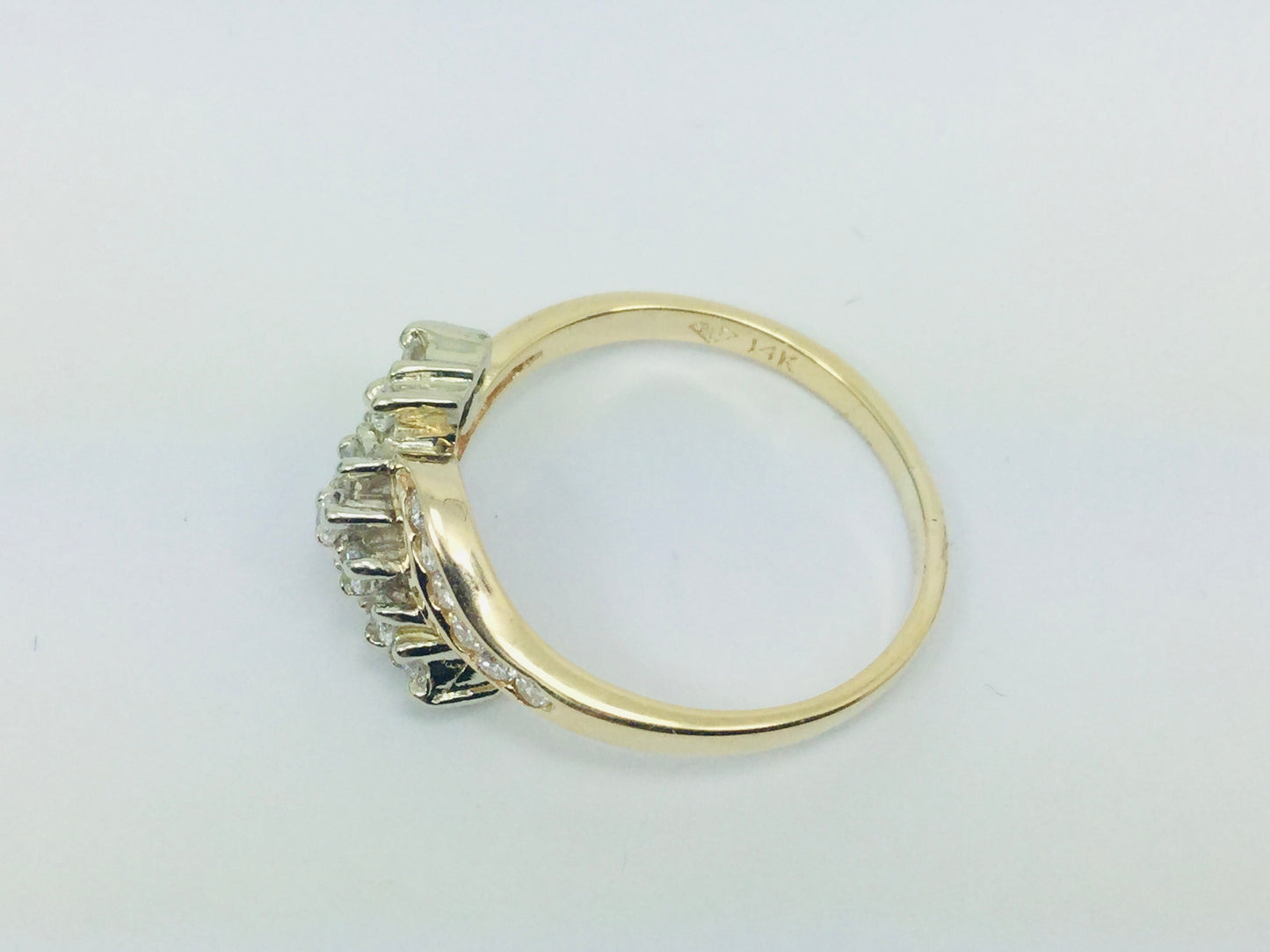 14k Yellow & White Gold Round Cut 0.54ct Diamond Cluster Ring