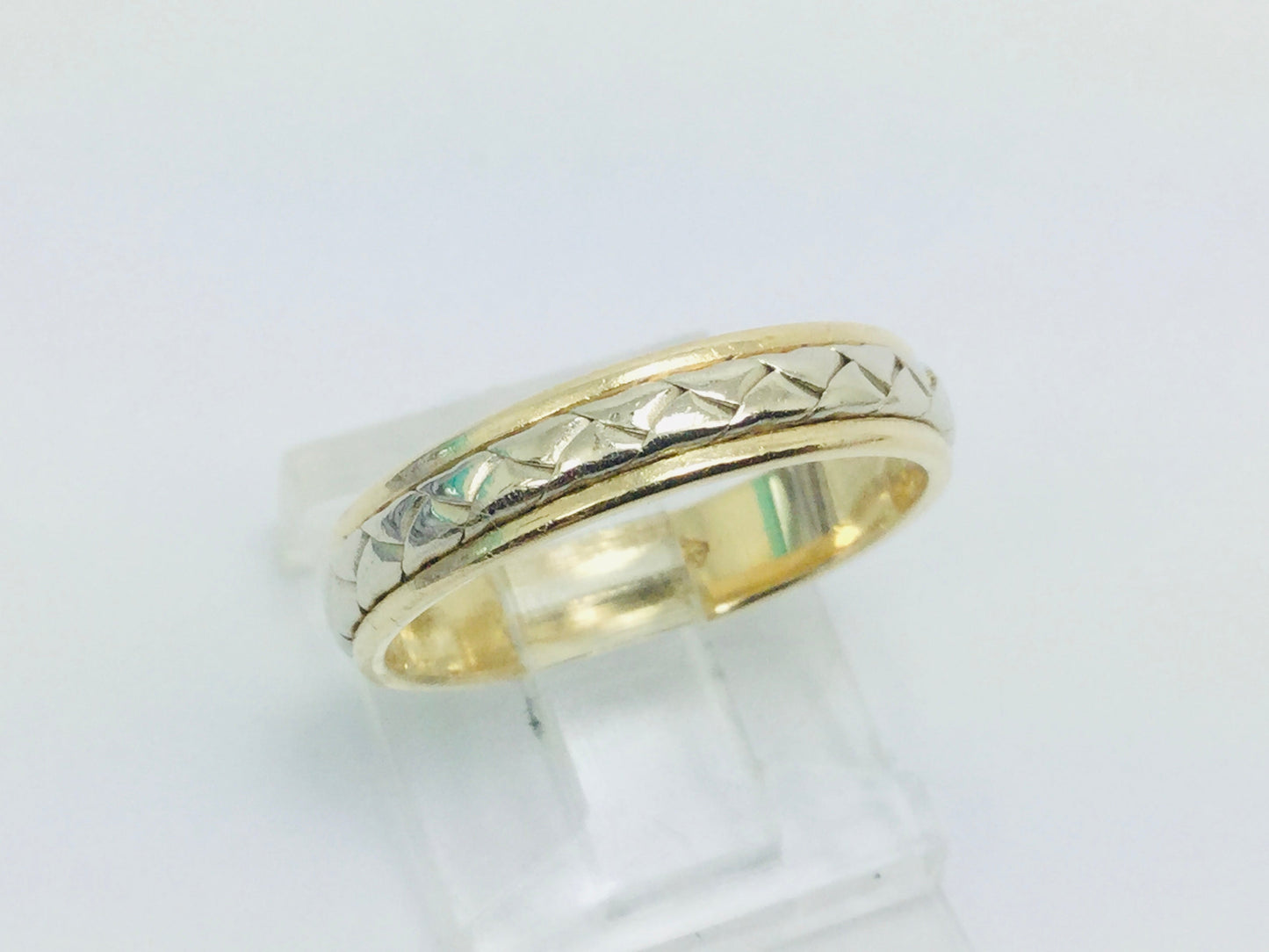 14k Yellow & White Gold Zig Zag Band Ring