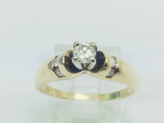 14k Yellow Gold Round Cut 0.32ct Diamond Solitaire with Accents Ring