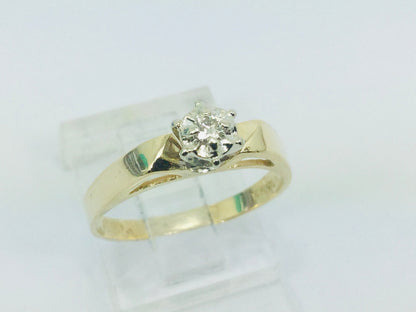 14k Yellow Gold Round Cut 6pt Diamond Illusion Set Solitaire Ring
