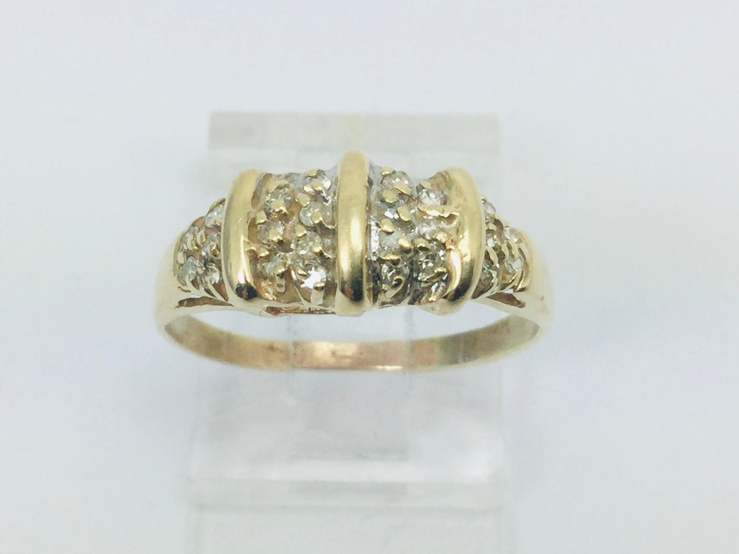 10k Yellow Gold 24pt Diamond Cluster Ring