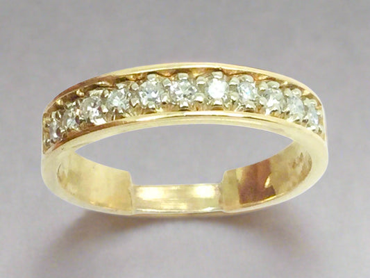 14k Yellow Gold Round Cut 0.22ct Diamond Row Set Ring