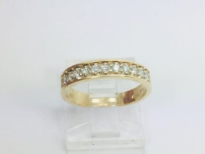 14k Yellow Gold Round Cut 0.22ct Diamond Row Set Ring